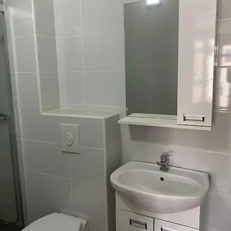 Apartment Sandra 4 *