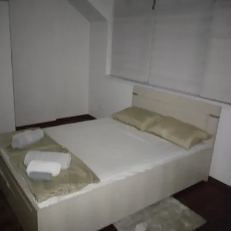Apartment Sandra 4 *